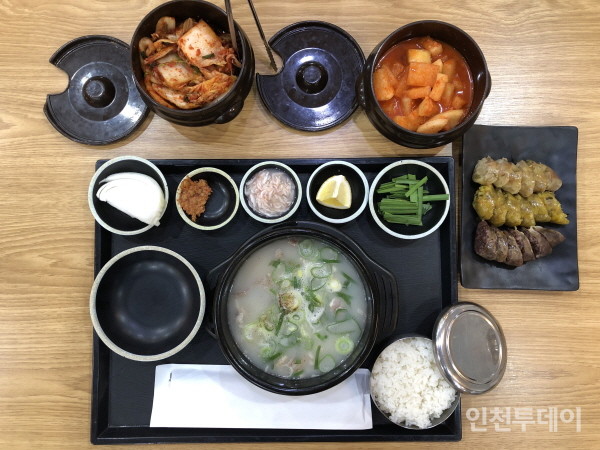 [인천 30년 지킴이] 한 그릇에 담긴 추억 신포순대