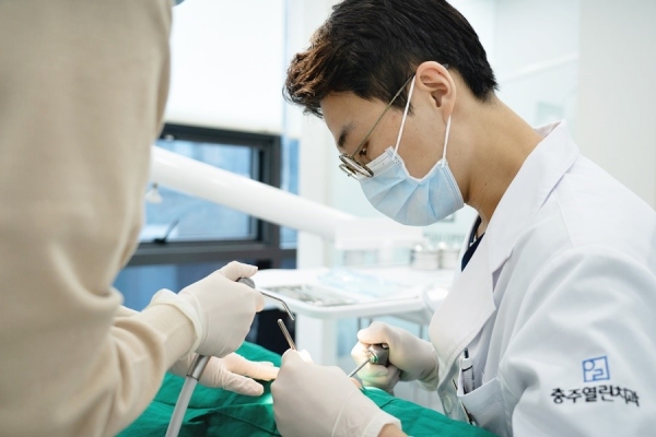 충치치료, 자연치아 살리는 보존적 치료 선행돼야