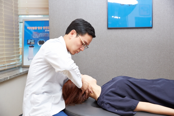 도수치료 잘하는 곳, 의료진의 경험과 숙련도가 중요해