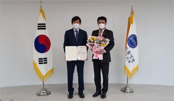 한국자유총연맹 대구시지부 정영만 회장 코로나 19 방역대책 유공 행정안전부장관 표창수상