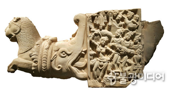 [붓다의 발자국, 불족적] 붓다의 발, 무불상 시대 석가여래의 상징