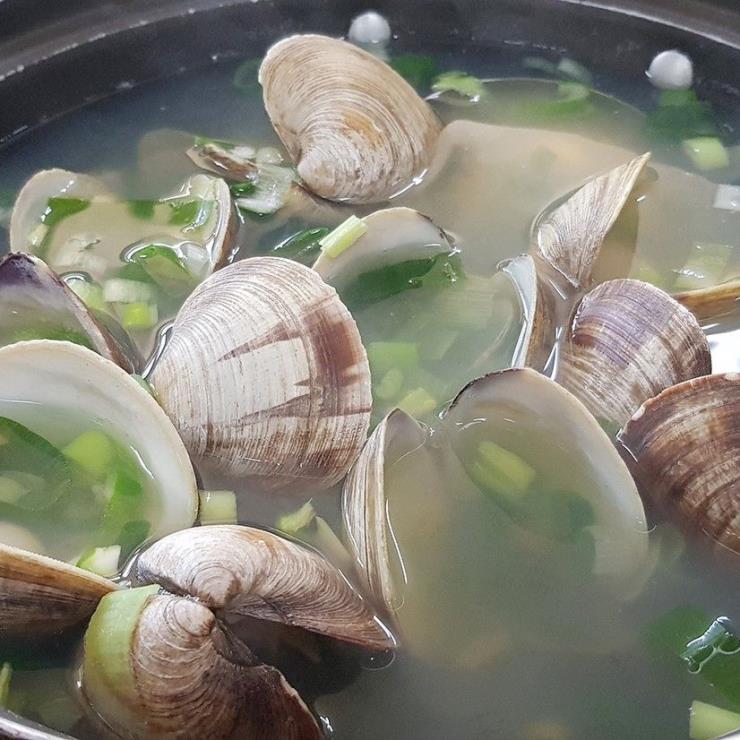 강릉 여행에 놓치면 후회하는 필수 맛집 & 카페 6