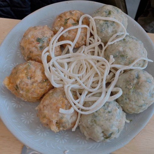 만원 들고 가자! 굴림만두 전골 경기도 맛집 4