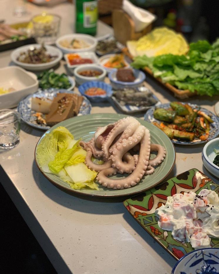 메뉴는 이모 맘대로! 서울의 이모카세 맛집 4