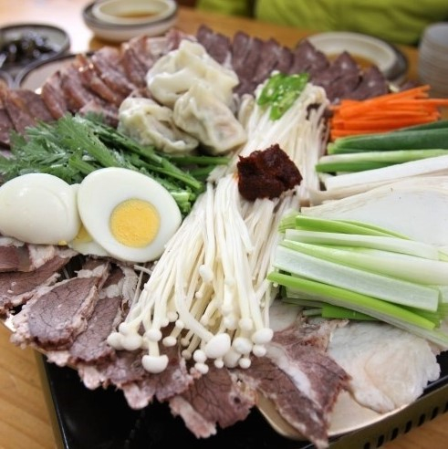 한번 맛보면 헤어 나오기 어려운 어복쟁반 맛집 6