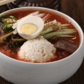 살얼음 동동 띄운 김치말이국수 맛집 5
