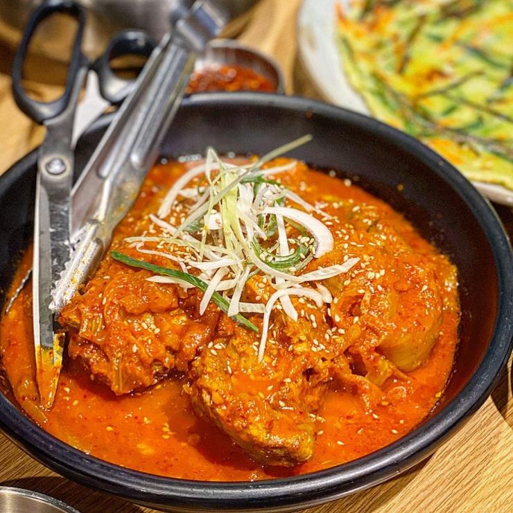 두공기는 기본! 밥도둑 대표 서울 김치찜 맛집 4