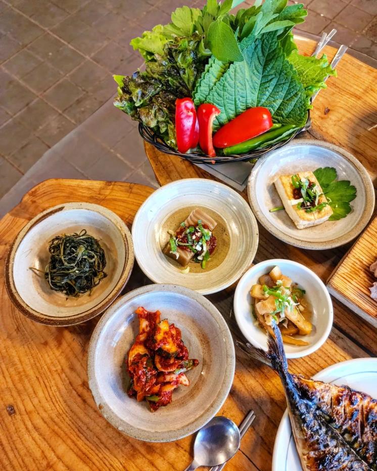 한 상 가득 꽉 채운 맛, 제주 한상차림 맛집 4