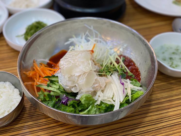 화제의 연속 ‘더 글로리’의 문동은. 송혜교 맛집 5
