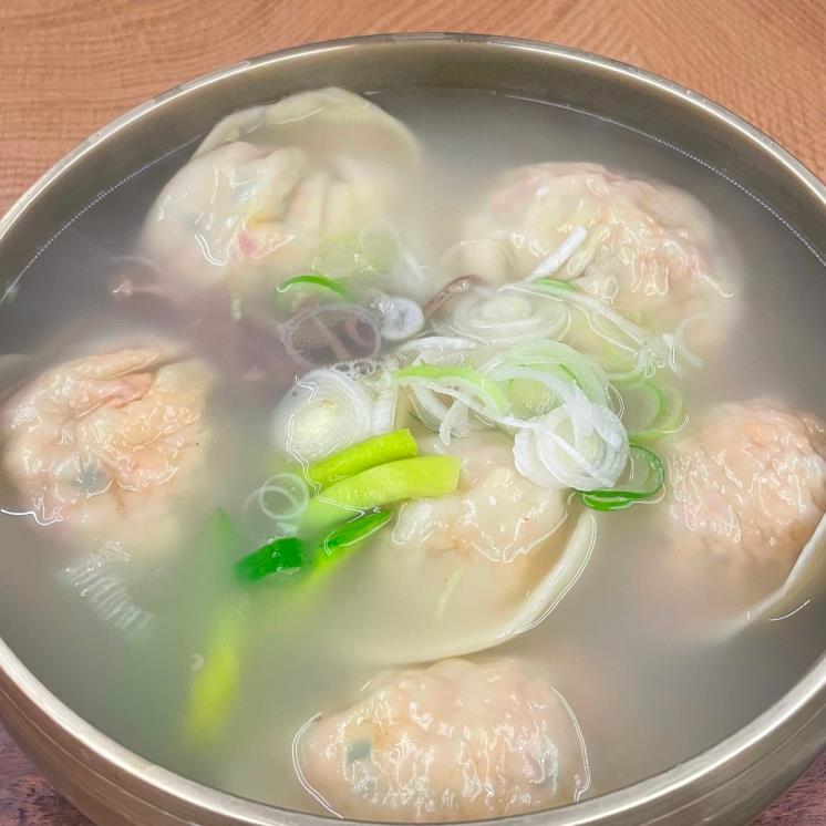 서울의 만두전골 노포 맛집 5