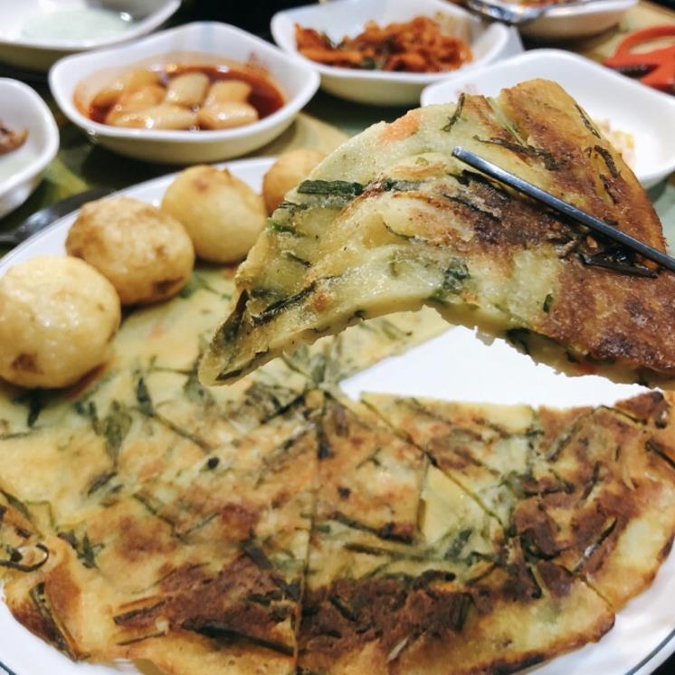 족발을 무한리필 해주는 맛집 5
