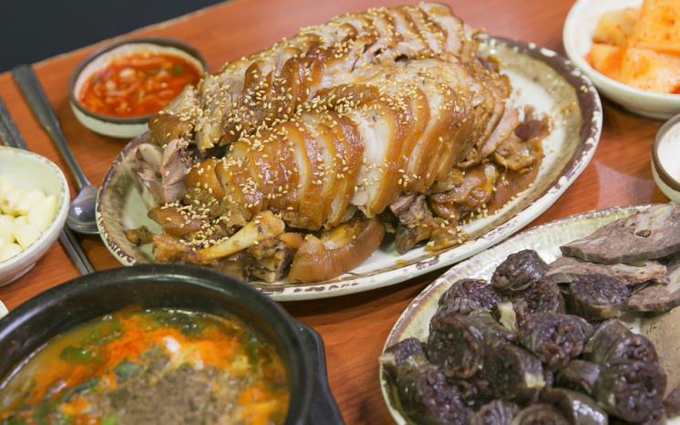 공덕 족발 골목 찐 맛집 4