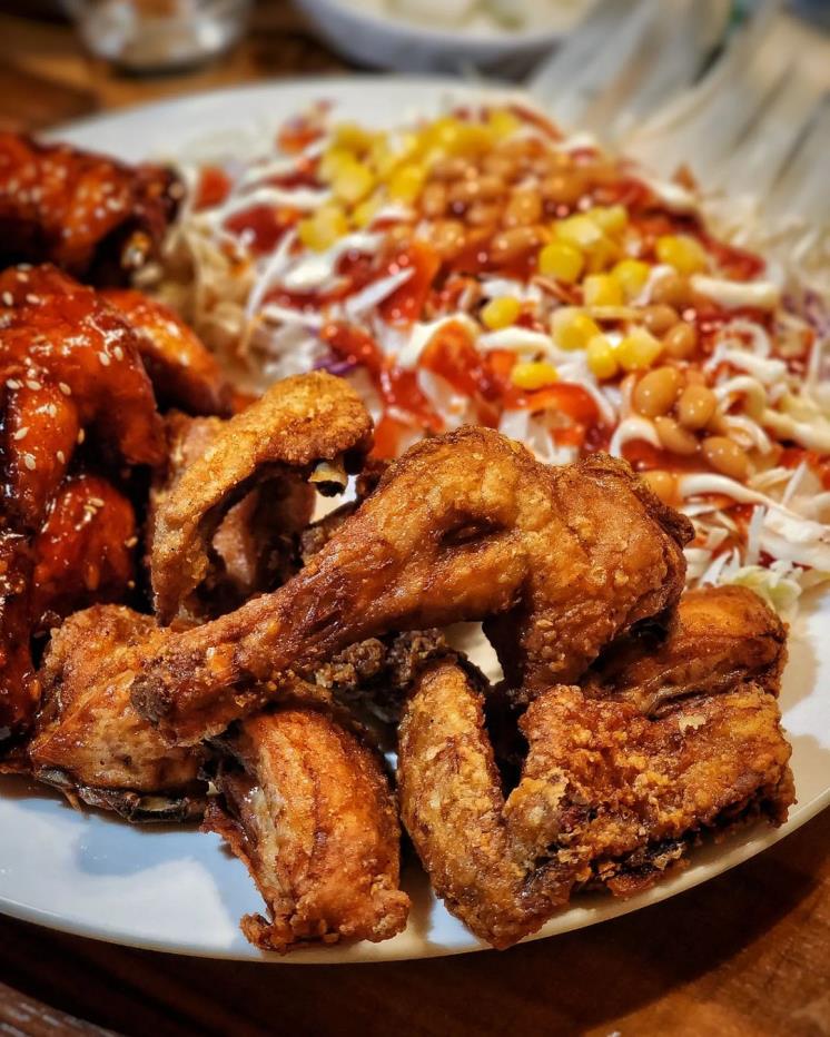 레트로 감성 그대로! 호프 치킨 맛집