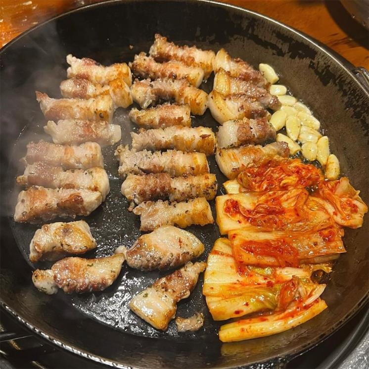 금돼지식당에 버금가는 삼겹살 맛집 4