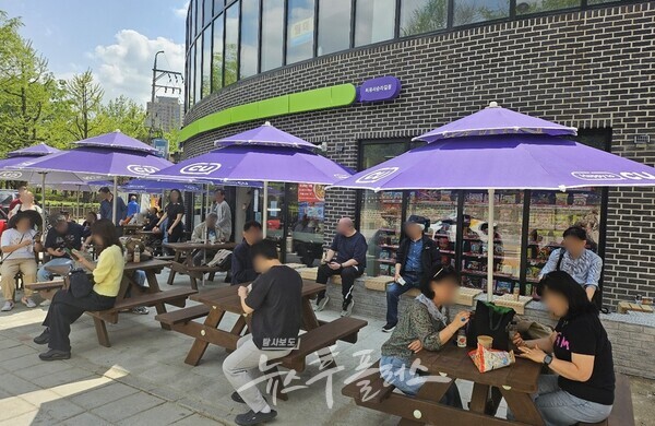 CU, 봄 한강서 라면 신드롬 일으켜