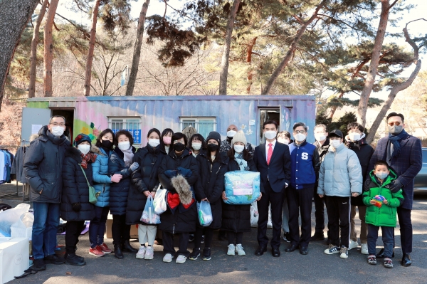 삼육대 교내 봉사단체 삼육사랑샵·도르가회, 외국인 유학생 대상 나눔행사 실시