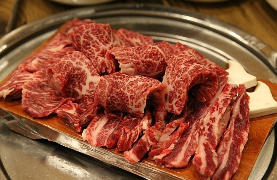 믿고 먹을 수 있는 신선한 육질의 한우전문점 찾고 있다면, 안양맛집 김제한우