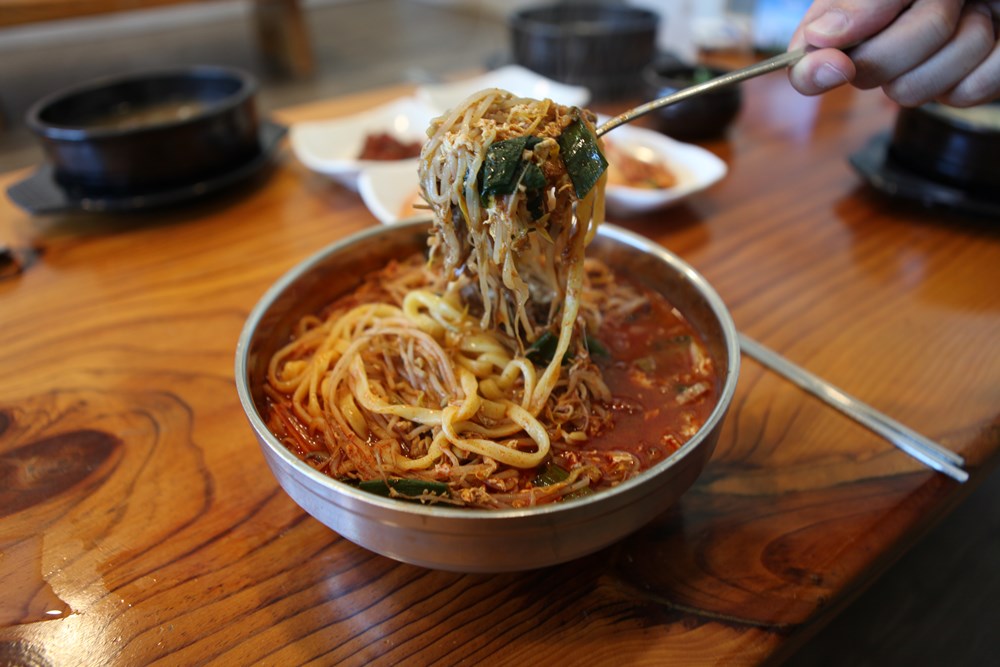 대천맛집 ‘가마솥불곰탕’, 현지인들에게 육개장칼국수로 관심