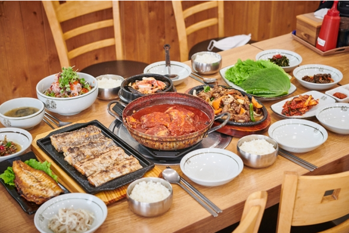 성산일출봉 맛집 ‘기똥차네’ 갈치조림 전문으로 지역주민들은 물론, 관광객들에게 인기