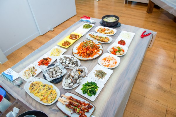 벌교꼬막음식점 장도웰빙꼬막정식, 직접 잡은 참꼬막 맛볼 수 있어 입소문