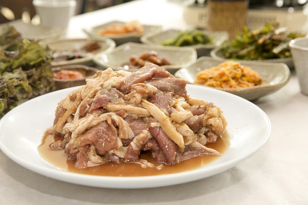 도심 근처 오리고기  여주 ‘부부농장가든’, 자연과 가까운 곳