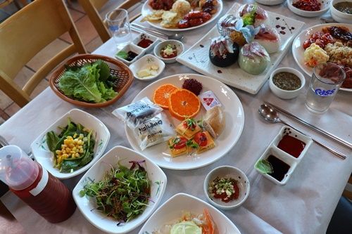 제주도 횟집 ‘월척수산’, 무한리필로 푸짐하게 즐기는 제주 활어의 맛