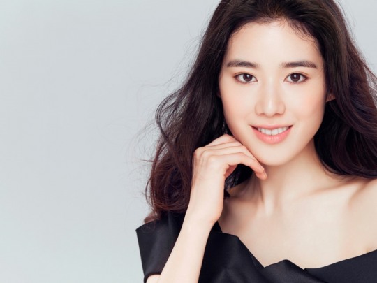 정은채 팬들 뿔났다, 버닝썬 화장품 여배우 루머에 참담..강경대응 촉구할 것