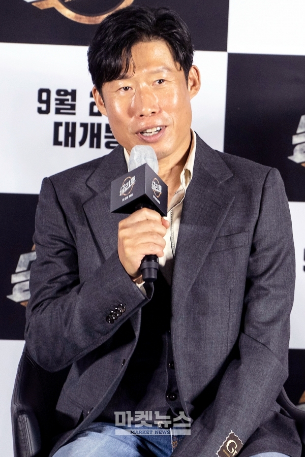 [공식] 스튜디오 산타클로스, 유해진 매니지먼트 업무 종료 배우 뜻 존중