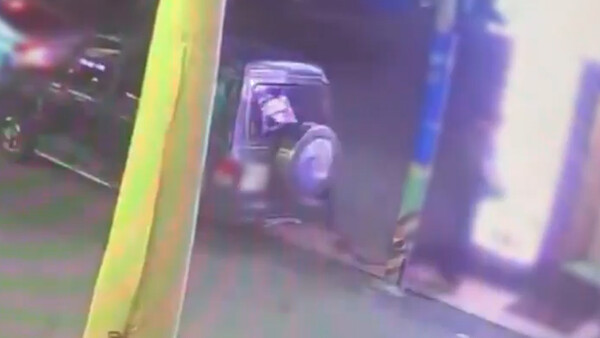 금값 딸기 시설 하우스 침입해 390kg 훔친 50대 검거