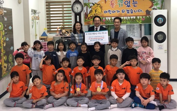 옥천 향수어린이집, 이웃사랑 나눔 실천