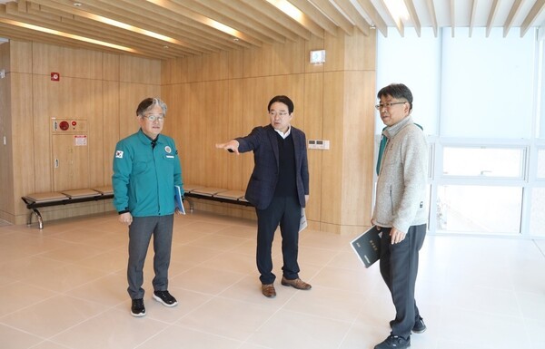 황규철 옥천군수, 다(多)가치동행센터 현장 점검