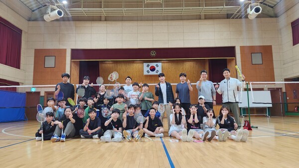 청주 용성초, 1회 사제동행 배드민턴 대회 개최