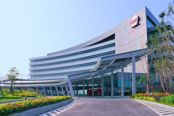 TSMC 애리조나 공장 준공식 앞두고 딜레마 빠진 대만