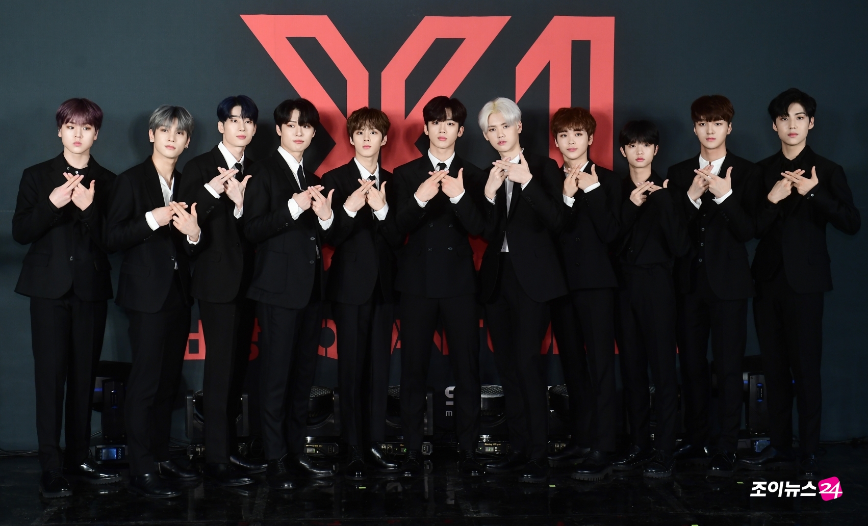 [조이HD]'프듀X' 엑스원, 초특급 아이돌 데뷔!