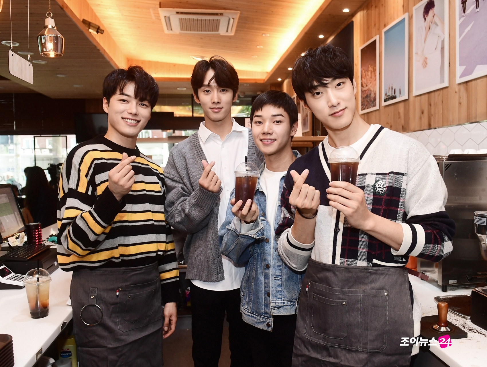 [조이HD]더맨블랙 이형석X엄세웅X강태우X최성용, 꽃미남 바리스타
