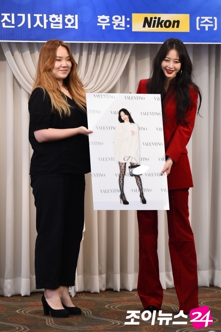 [포토]올해의 포토제닉 수상하는 한예슬
