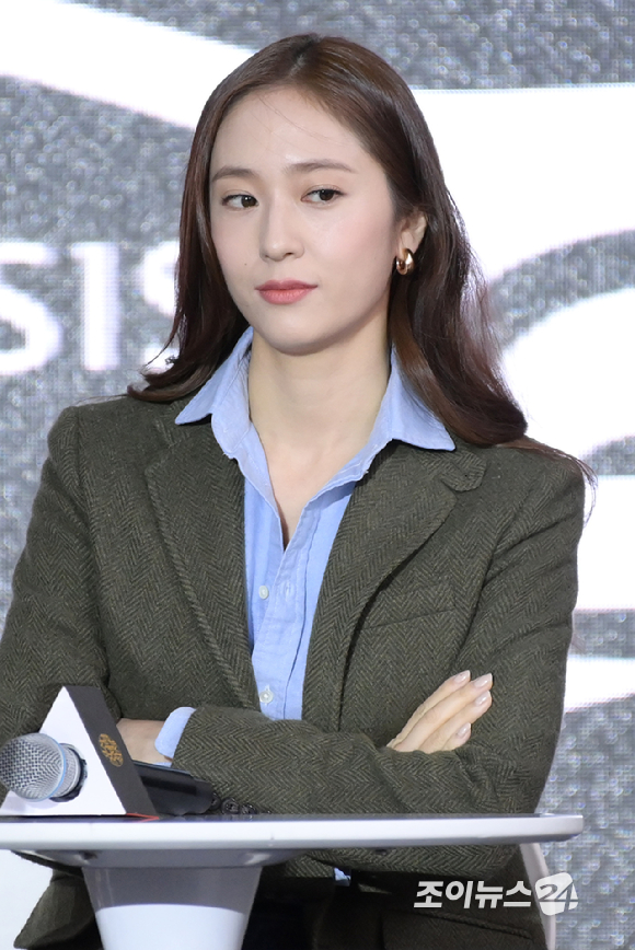 [포토]거미집 정수정,  BIFF 온 얼음공주