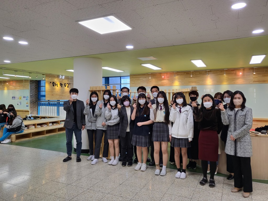 시흥 월곶중학교, 학생이 직접 디자인한 휴식공간 휴식 한 모금 공개