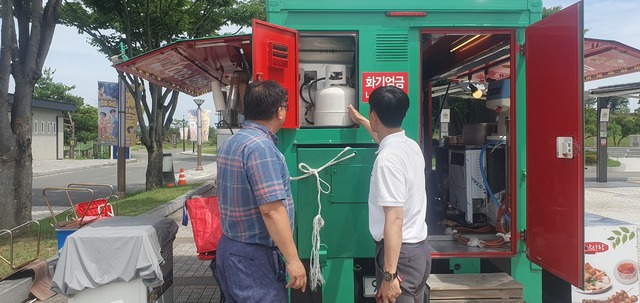 함안군, 주거환경 취약세대 위한 맞춤형 하우스클린추진