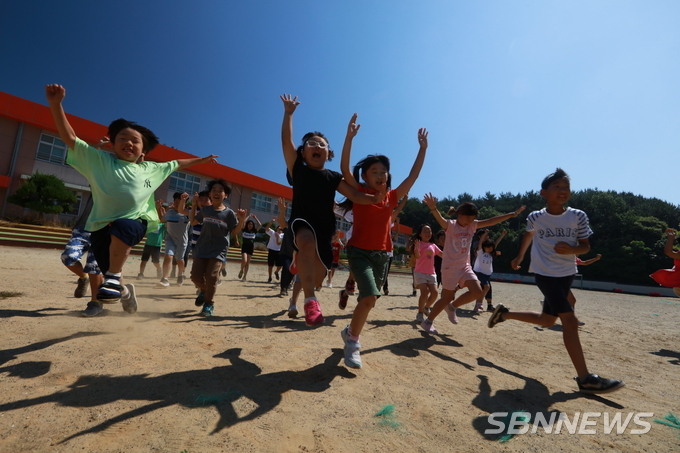 【서천】자연의 감성과 따듯한 교육이 어우러진 ‘서면초등학교’를 찾다
