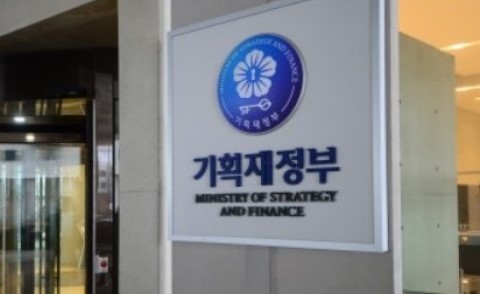 17개 공공기관 D·E 평가 받아 기관장 경고 조치...경영개선계획 제출 요구