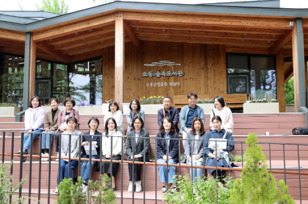 시흥시의회, 공공도서관 활성화 연구회 성북·구로구 벤치마킹 나서
