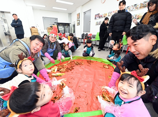 부평구, 부평종합시장 김장나눔축제 성황리에 마쳐