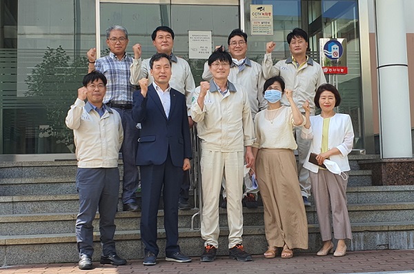의창구청장, 경제활로 찾기 동서식품(주) 창원공장 방문