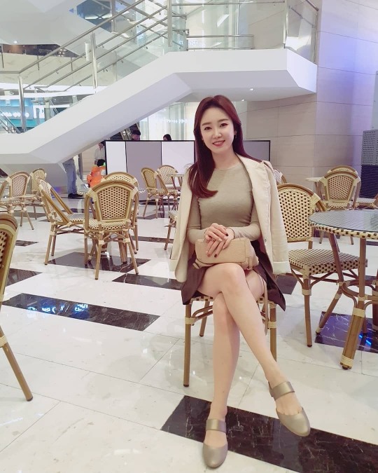 ‘금욜 퇴근하고 잠깐...’ 김솔희, 인스타그램을 통해 근황 공개