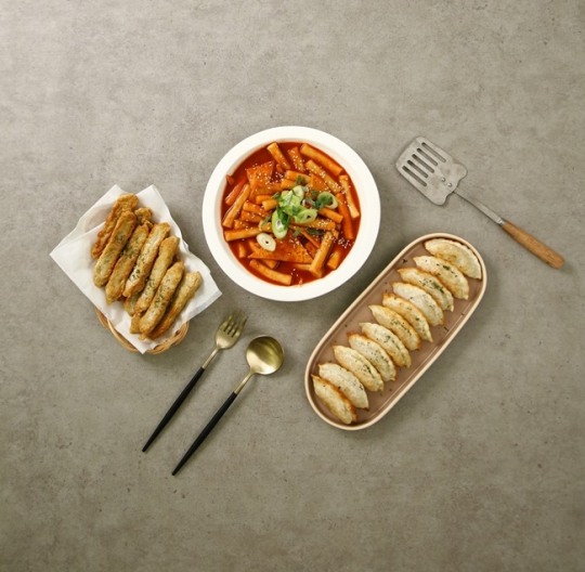 골드떡볶이, 추억의 옛날 분식 밀키트 2가지 구성 신제품 출시
