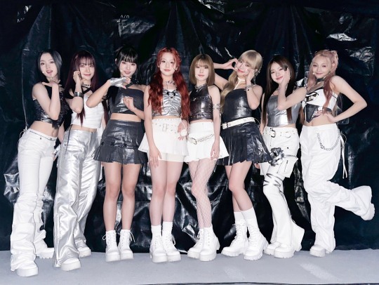 ‘열린음악회’ 유니스, 데뷔곡→스페셜 커버 무대까지…‘비주얼+퍼포먼스+라이브’ 완벽 삼박자