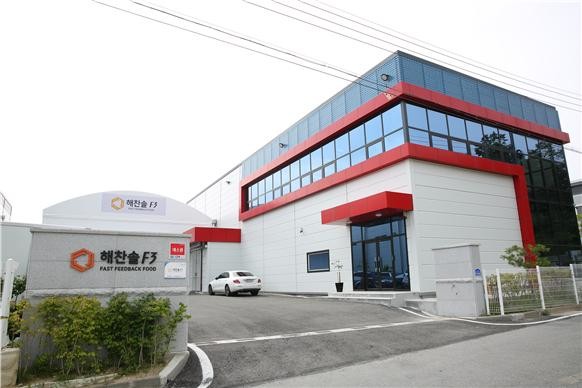 청년 기업 해찬솔에프쓰리, 단백질 보충제 저스트머슬탱크로 제품 완판