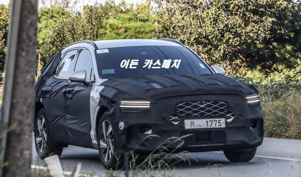 “스포츠 SUV 느낌 물씬!” 제네시스 GV70 페이스리프트 눈길