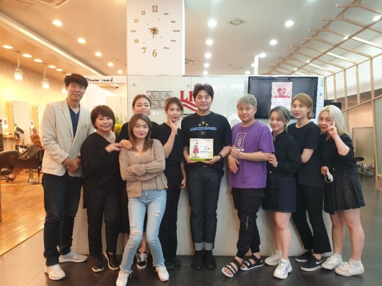 굿네이버스, 이가자헤어비스 강동점 후원 현판 전달식 진행